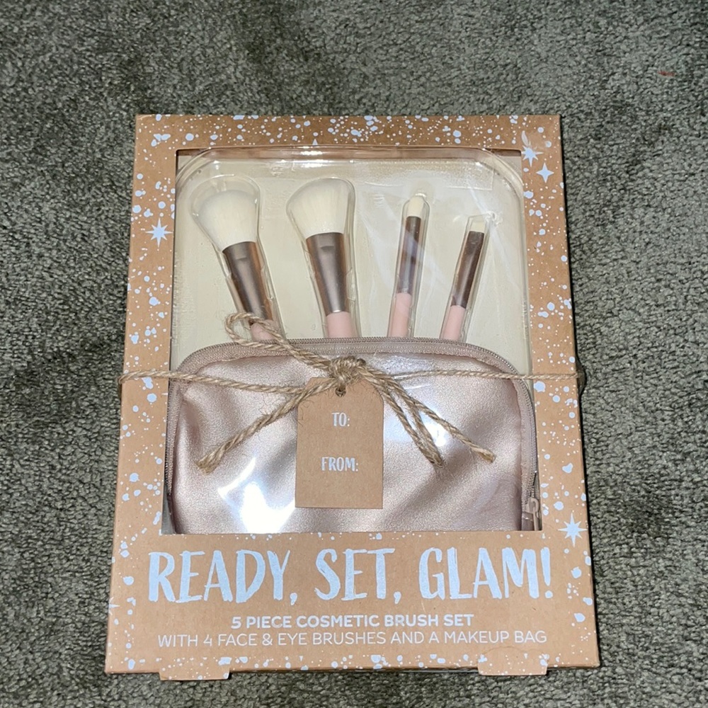 5 piece cosmetic brush set with makeup bag